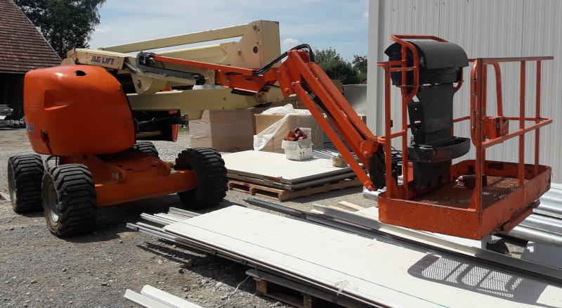 Gelenkteleskopb&uuml;hne_JLG_450AJ