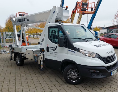 Teleskopb&uuml;hne_Multitel_MJE250